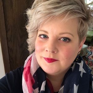 Meet your Posher, Joanna